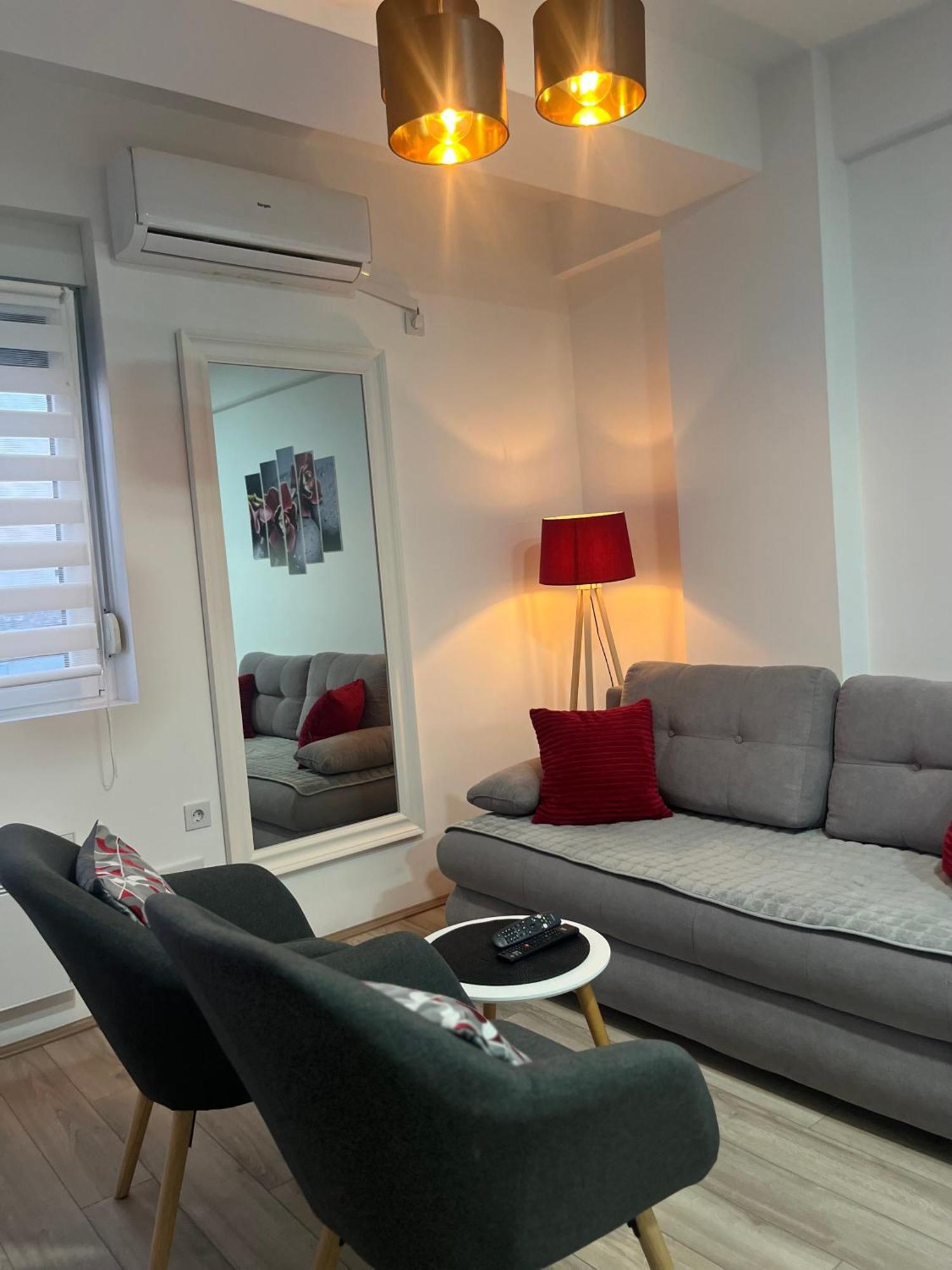 R Lux Apartman Jagodina Akva Park Exterior foto